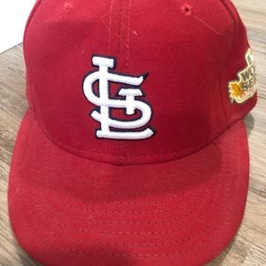 STL Cardinals 2011 World Series 7 & 3/8 hat. Hardly ever been worn.